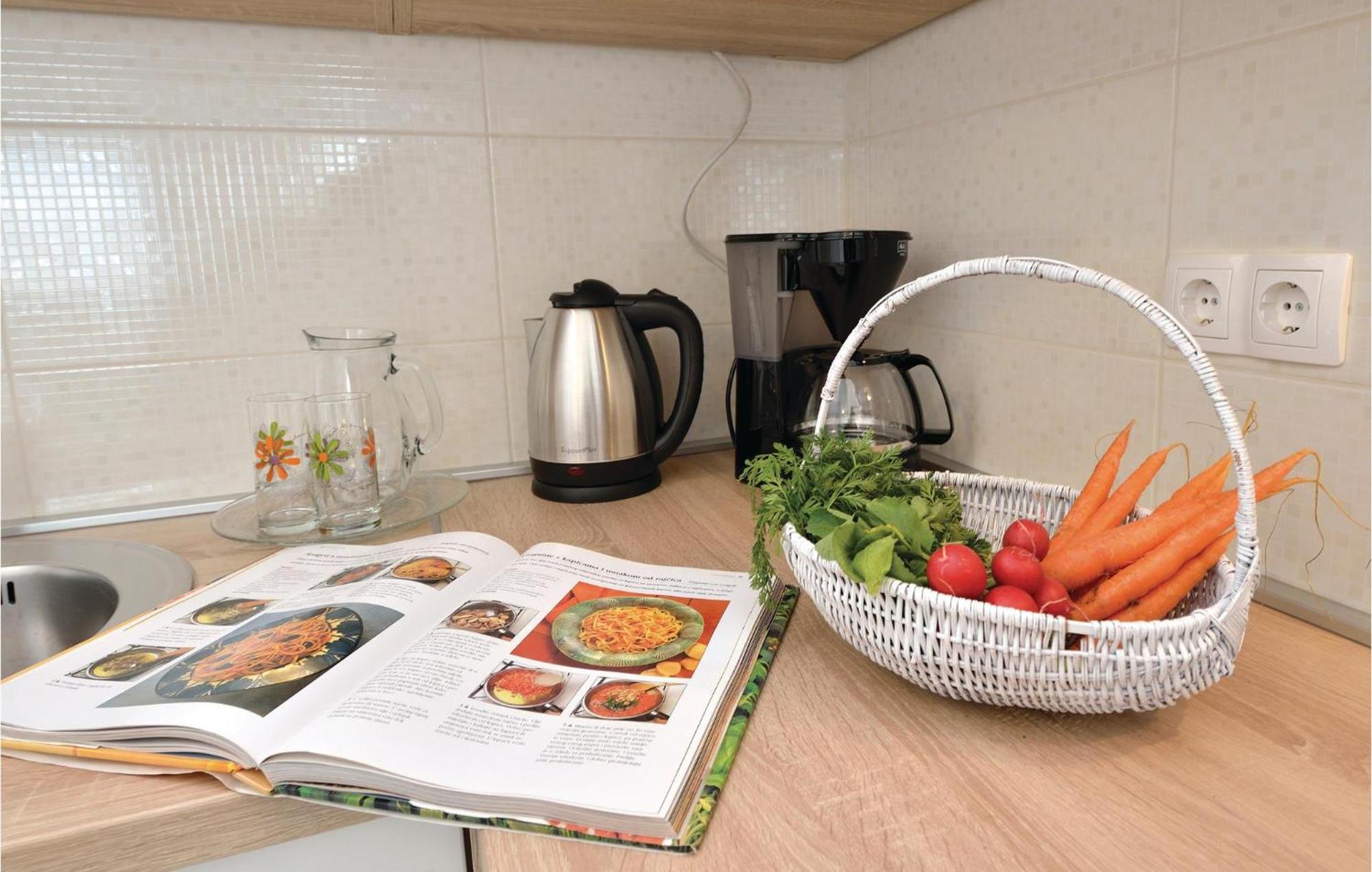 Nice Apartment In Vrsi-Mulo With Wifi Ngoại thất bức ảnh