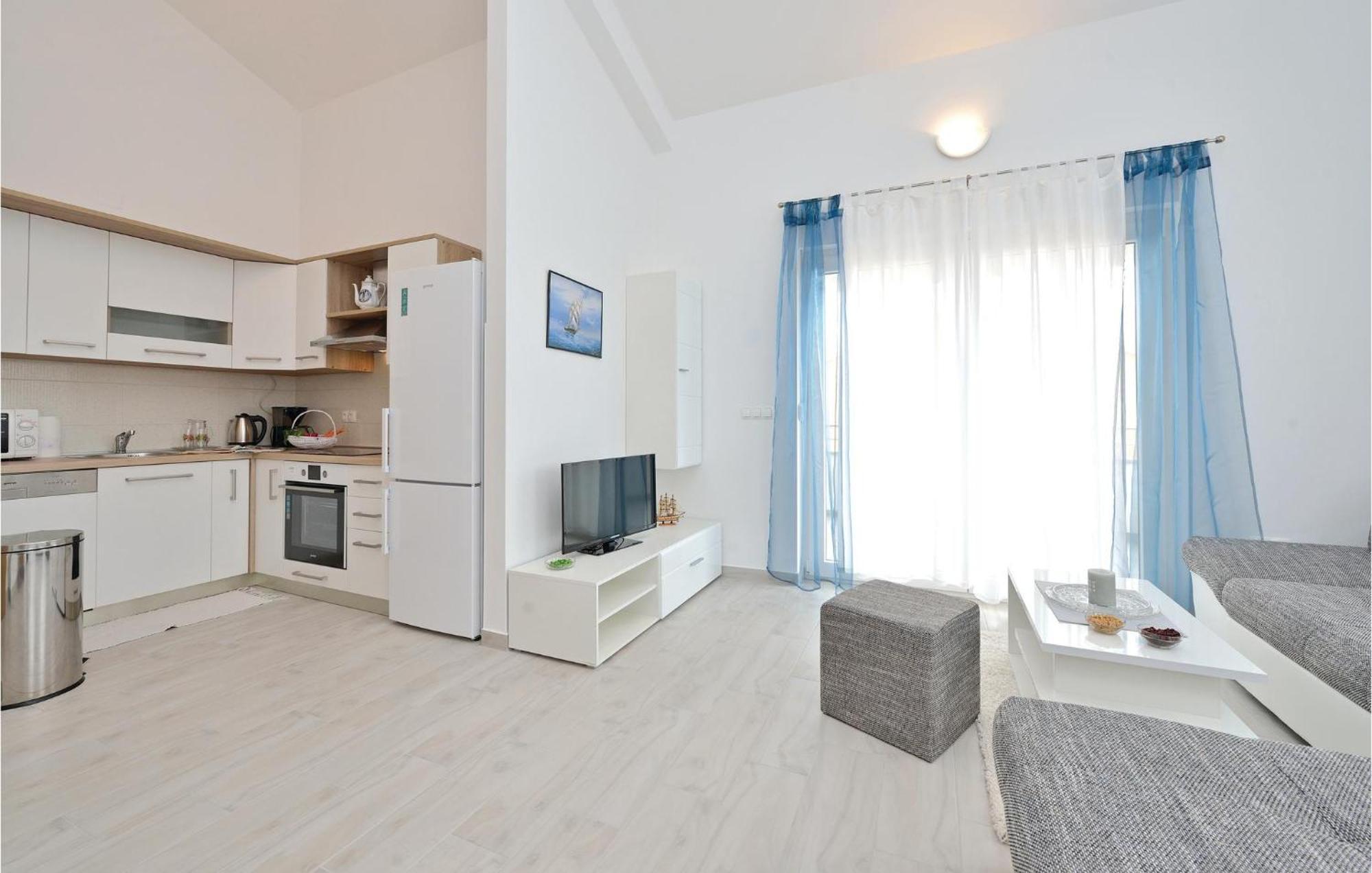 Nice Apartment In Vrsi-Mulo With Wifi Ngoại thất bức ảnh